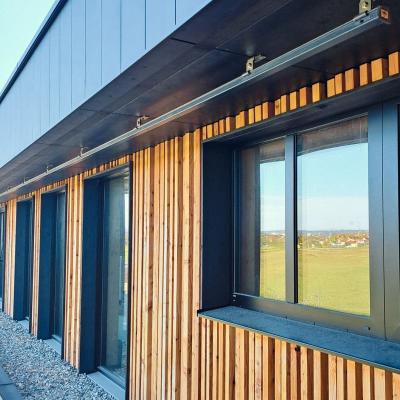 Maintenance of facades with track system 
