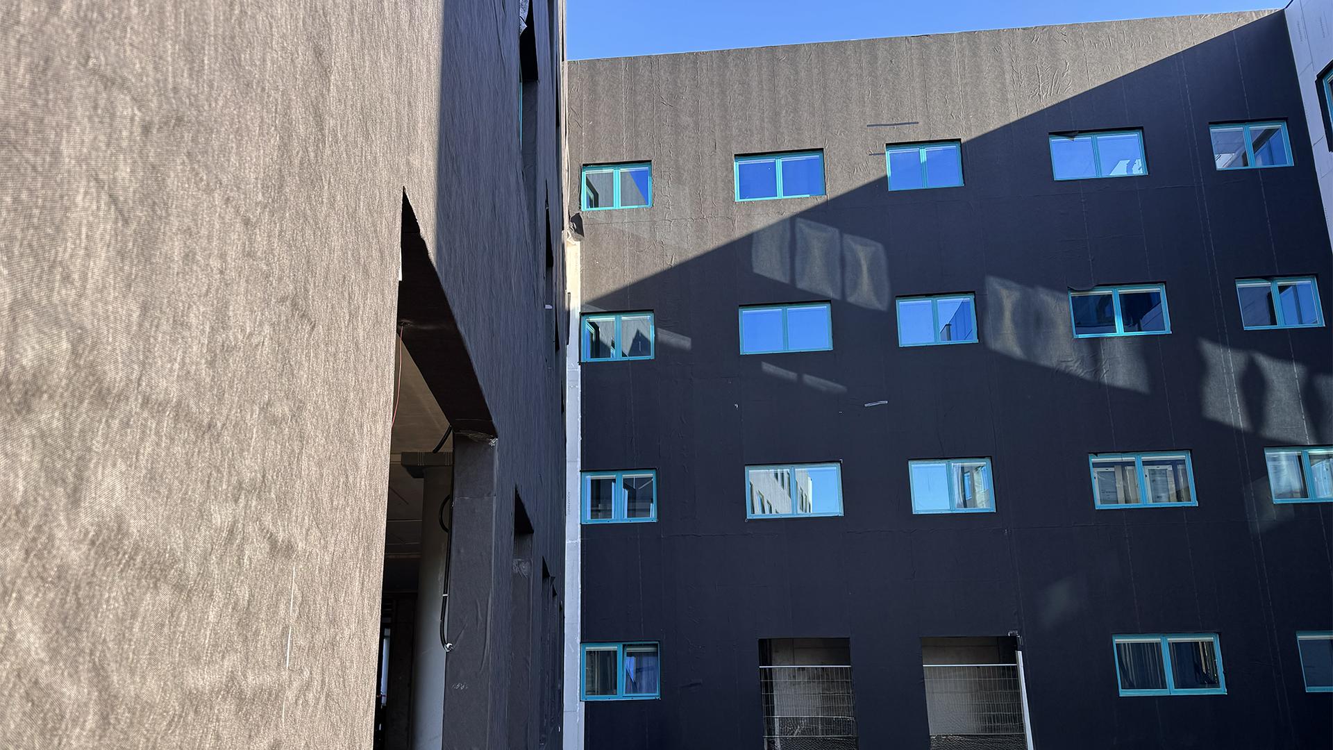  Involucro edilizio e risparmio energetico: protezione UV