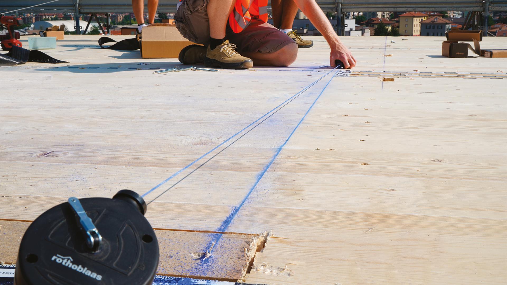  CHAMELEON marking tool on timber surface